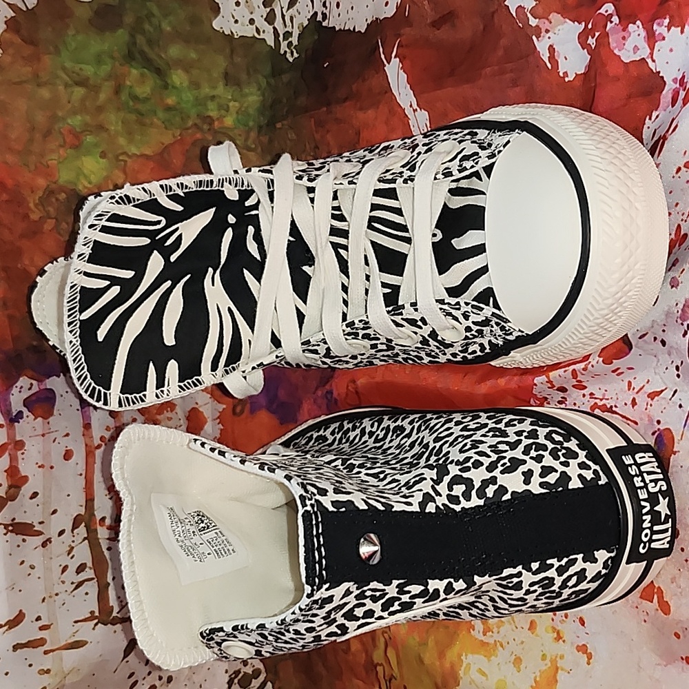 Converse High Top women's size 8 animal print